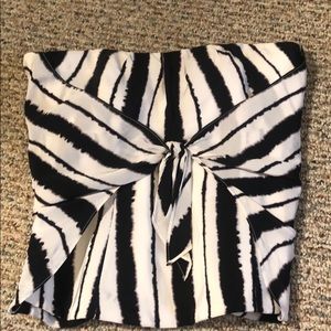 White House Black Market Top